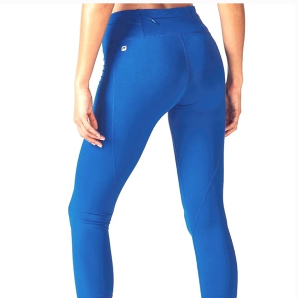 Fabletics Gia Powerlite Capri Leggings Marine Blue - Picture 7 of 7